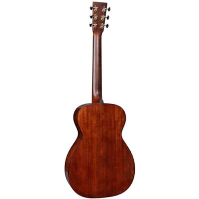 Martin 0-18 Concert Acoustic Guitar image 2