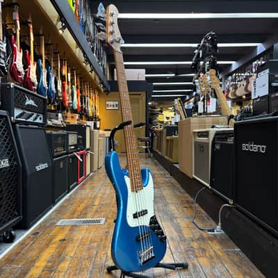 Sadowsky MetroExpress 21 Fret Vintage JJ Bass 5-String Ice Blue Metallic High Polish w/Maple Fingerboard, Padded Gig Bag image 5