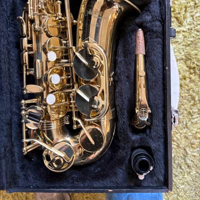 Alpine Alto Saxophone Brass, with case/neck/mouthpiece image 4
