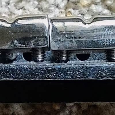 G&L 4-String Bass Bridge Unknown - Black Satin image 4