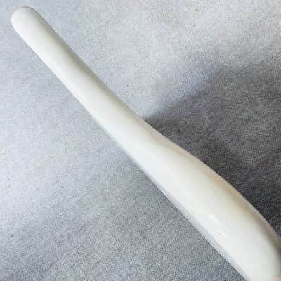 White 4 String Electric Bass Body image 2