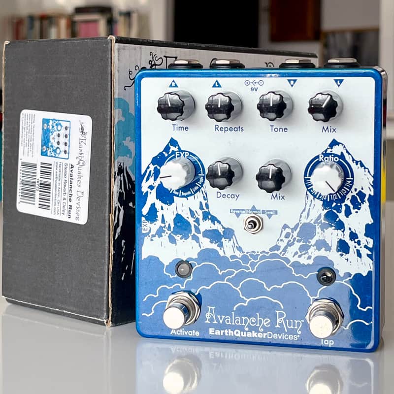 EarthQuaker Devices Avalanche Run V2