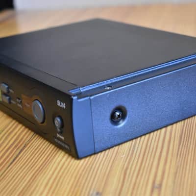 Used Shure SLX4 Wireless Receiver - MDP#406 image 2