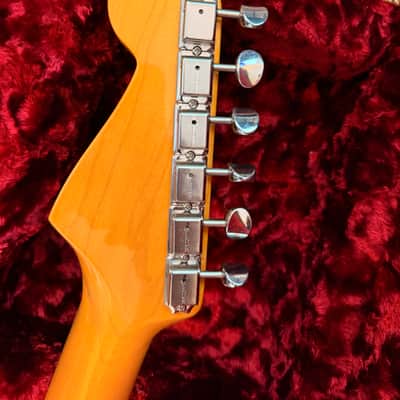 Fender American Vintage II '57 Stratocaster 2022 - Present - 2-Color Sunburst image 6