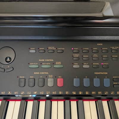 Yamaha CVP-96 1997 - Black image 5