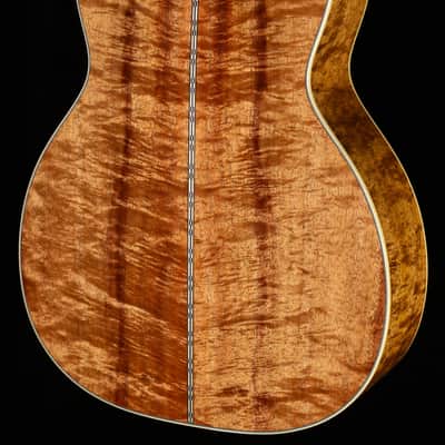 Martin Custom Shop Willcutt Exclusive 00 Style 28VS Figured Koa (515) image 2