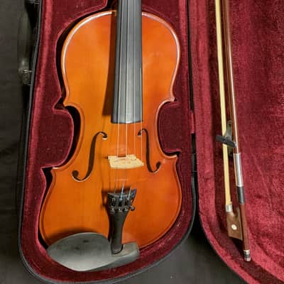 2000's Student Line 4/4 Violin Outfit with Bow and Hardshell Case image 2