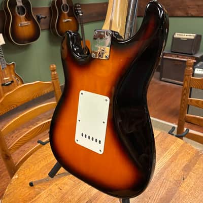 1994 Fender 40th Anniversary American Standard Stratocaster with Maple Fretboard Brown Sunburst image 14