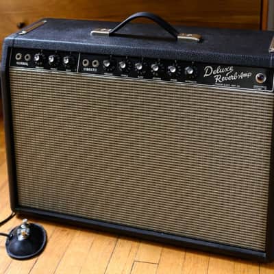 Fender Deluxe Reverb 2-Channel 22-Watt 1x12" Guitar Combo 1963 - 1967 - Black Panel image 11