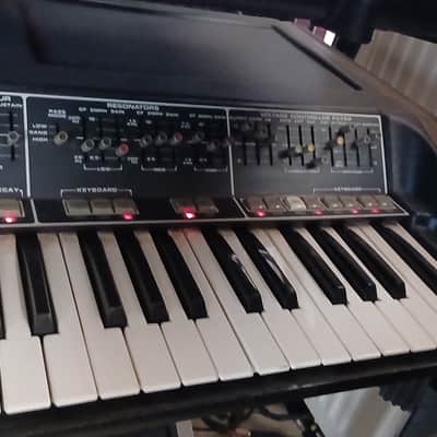 Moog Polymoog Synthesizer 1975 - Vinyl image 3