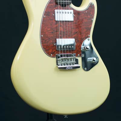 Sterling Stingray Sr50 - Buttermilk Bild 1