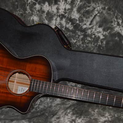 2022 Breedlove - Oregon Concert Bourbon CE Myrtlewood - Bourbon Burst image 3