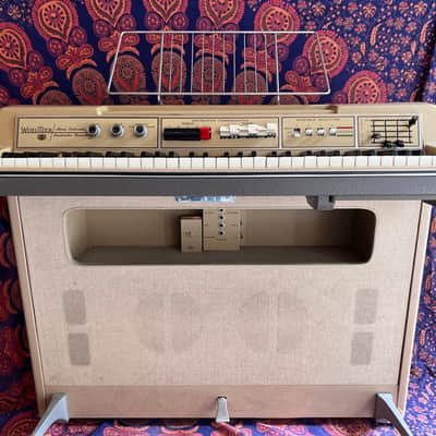 WOW! Beautiful Wurlitzer 205V Electric Piano Incredibly RARE image 1