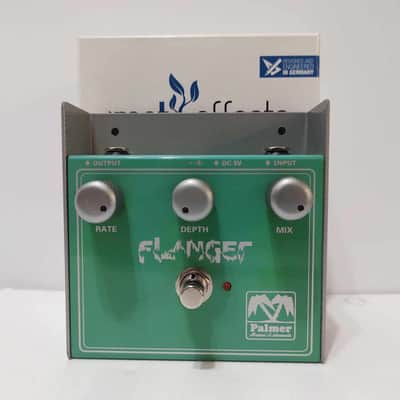 Palmer PEFLA Flanger Effects Pedal for Guitars - Green image 1