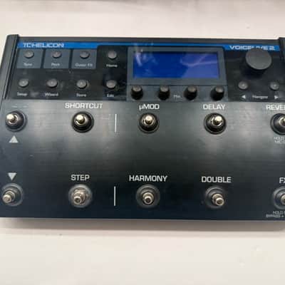 TC Helicon Voice Live 2 Vocal Voicelive Multi Effects Processor Pedal + PSU
