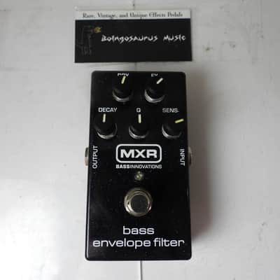 MXR M82 Bass Envelope Filter Auto Wah Effects Pedal Dunlop Free USA Shipping image 1