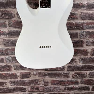 Fender American Ultra Telecaster RW FB Arctic Pearl OCCASION Bild 7