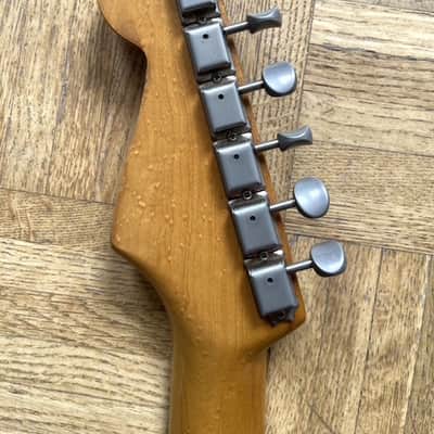 Fender Stratocaster 1983 - 2 Tone Sunburst image 11