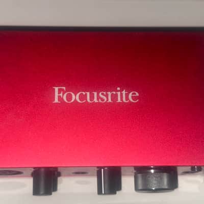 Focusrite Scarlett Solo 3rd Gen USB Audio Interface 2019 - Present - Red / Black image 3
