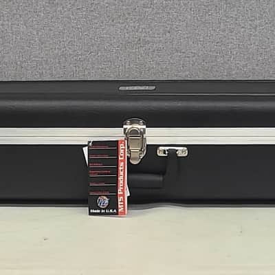 New MTS Universal ABS Plastic 840V Bass Clariney Case Minor Shipping Damage image 2