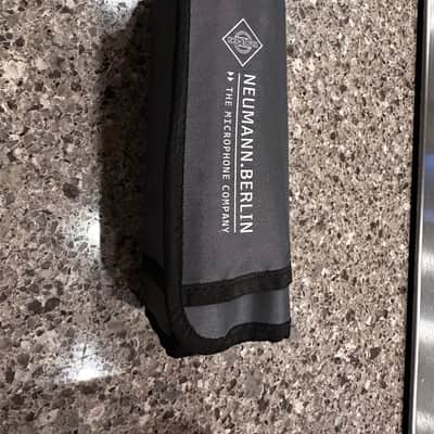 Neumann KM 184 mt Small Diaphragm Cardioid Condenser Microphone 1993 - Present - Matte Black image 2
