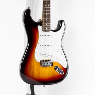 Fender Standard Stratocaster 2025 3-Color Sunburst image 9