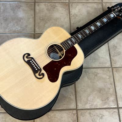 2024 Gibson SJ-200 Studio Rosewood Acoustic Guitar Natural image 2