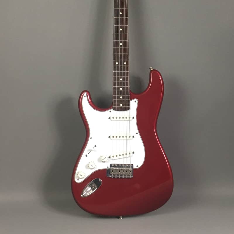 1985 Squier Squier Stratocaster Candy Apple Red Metallic