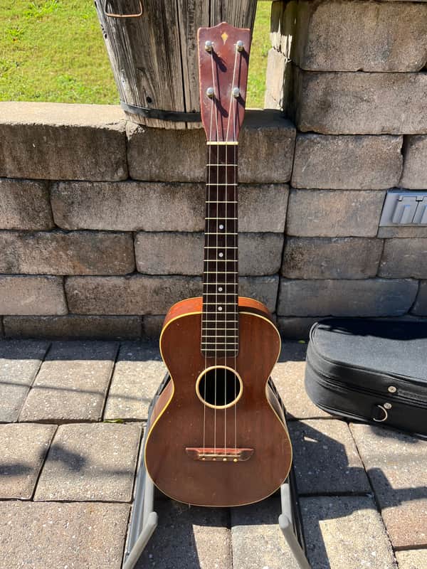 Vintage 1930’s Washburn Concert Ukulele made by Lyon & Healy Washburn image 1