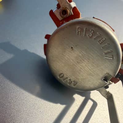 CTS Pots and [3 pcs marked 13780-81] 2 pcs unmarked 1980-1981 fits Traynor TS25 amp image 8