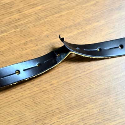 Onori LEATHER AND FUR GUITAR STRAP 2010s - DARK BROWN LEATHER AND TAN FUR image 5