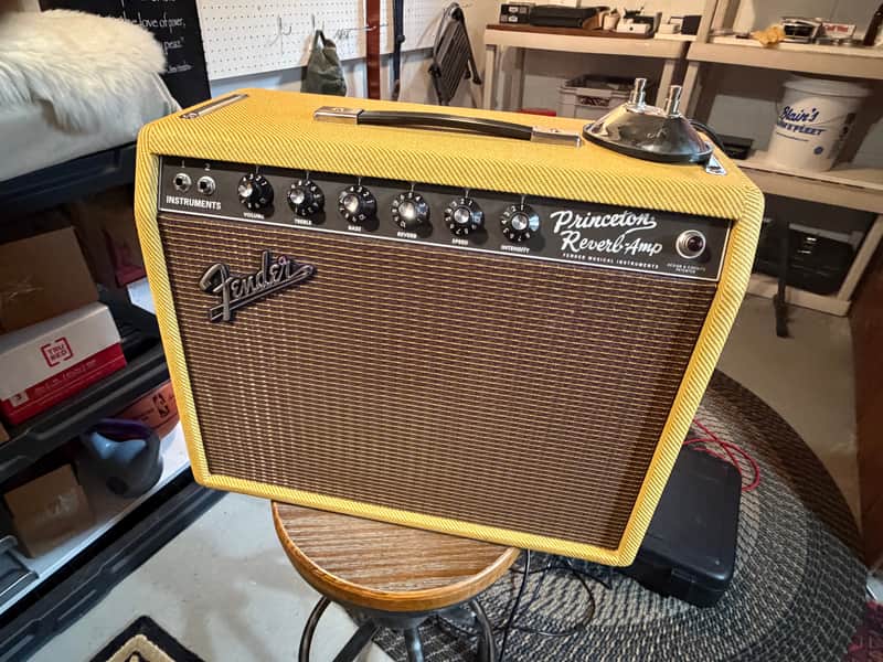 Fender 65’ Reissue Amp Lacquered Tweed xlnt image 1
