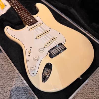 Fender American Standard Stratocaster Left-Handed with Rosewood Fretboard 1991 Olympic White image 1