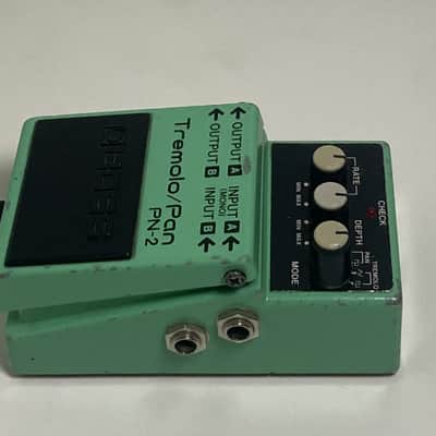 Boss PN-2 Tremolo/Pan (Silver Label) 1990 - 1995 - Green image 2