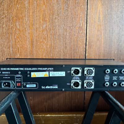 t.c.electronic TC2240 HS PARAMETRIC EQUALIZER/PREAMPLIFIER 2U RACK MOUNT image 5
