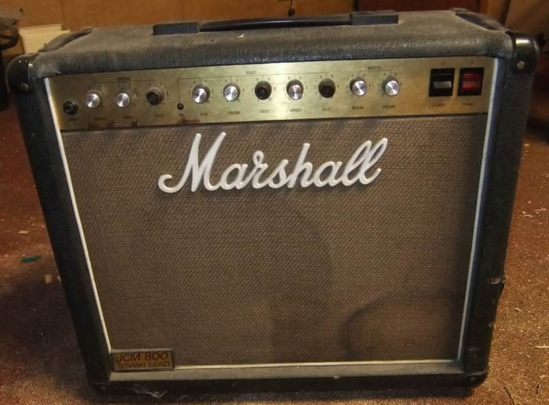 Marshall JCM 800