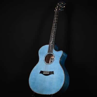 Taylor Custom Catch #23 C14ce B6023 – Grand Auditorium w/ Lutz Spruce Top & Figured Big Leaf Maple Back & Sides Acoustic/Electric Guitar- Koi Blue 2026 (1203306094) image 9