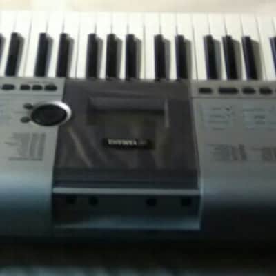 Yamaha PSR-E403 Portable Keyboard. Dead Mint, 100% Tested and Working! image 10