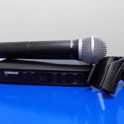 Shure BLX24/PG58 Wireless Vocal System with PG58 Micorphone image 1