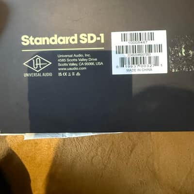 Universal Audio Standard SD-1 Cardioid Dynamic Microphone 2022 - Present - White image 5