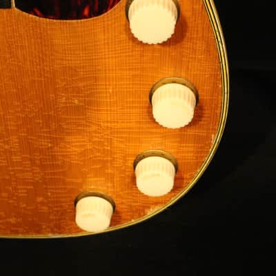 1959 Martin D 28 E natural with a non original hardshell case image 5