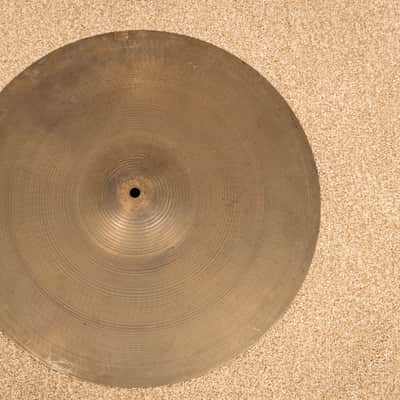 1960s Zildjian 18" A Crash Cymbal 1957g image 1