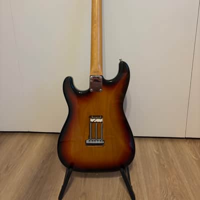 Fender ST-62 Stratocaster Reissue MIJ Japan ‘93-‘94 Sunburst image 4