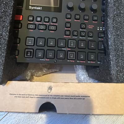 Elektron Syntakt 12 Track Drum Computer & Synthesizer 2022- Present - Black