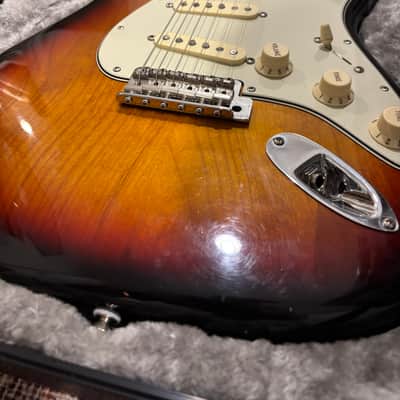 Fender American Original '60s Stratocaster with Rosewood Fretboard 2018 - 2022 - 3-Color Sunburst image 5