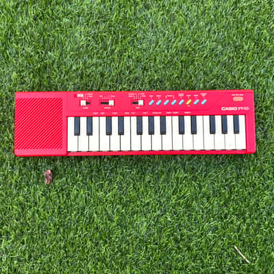 Casio PT-10 29-Key Mini Synthesizer 1980s - Red