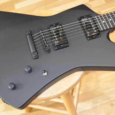 ESP LTD Snakebyte BLKS Black Satin / James Hetfield (Metallica) Signature / Made in Korea / Explorer Type / W25061106 image 1