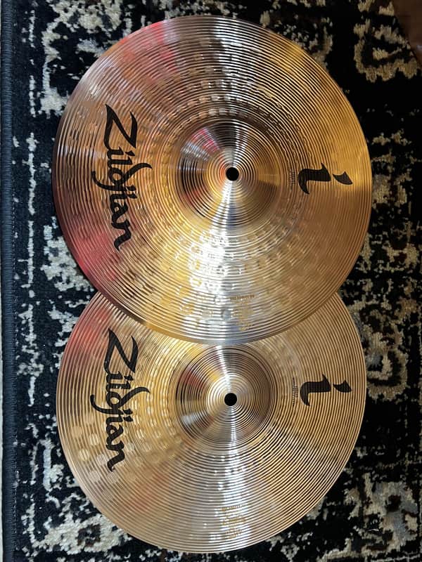 Mint Zildjian 13" I Family Hi-Hat Cymbals (Pair) - Traditional image 1