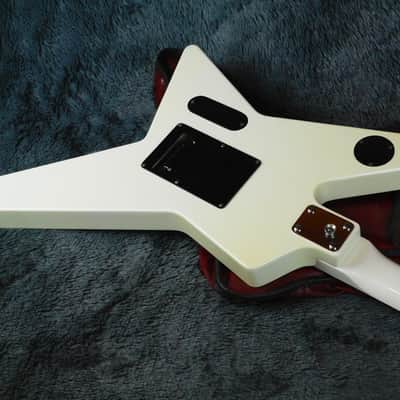 Hurricane Rosa by Morris Star Guitar Type with Gig Bag image 10