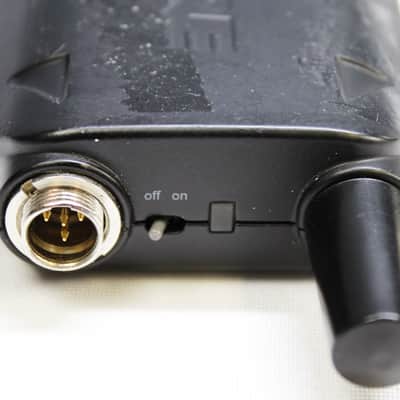Shure GLXD Z2 Wireless Guitar System - Receiver & Transmitter - Black **Includes Power Supply & Antenna**used** image 10